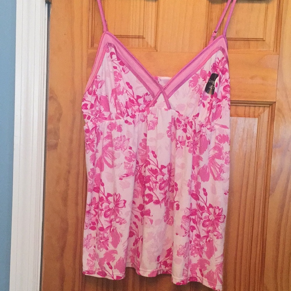 Brand new 2 piece sleep set - Picture 2 of 4